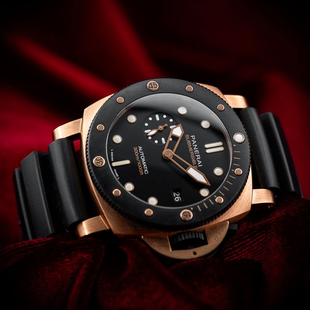 Panerai Submersible QuarantaQuattro PAM01070 Image 4